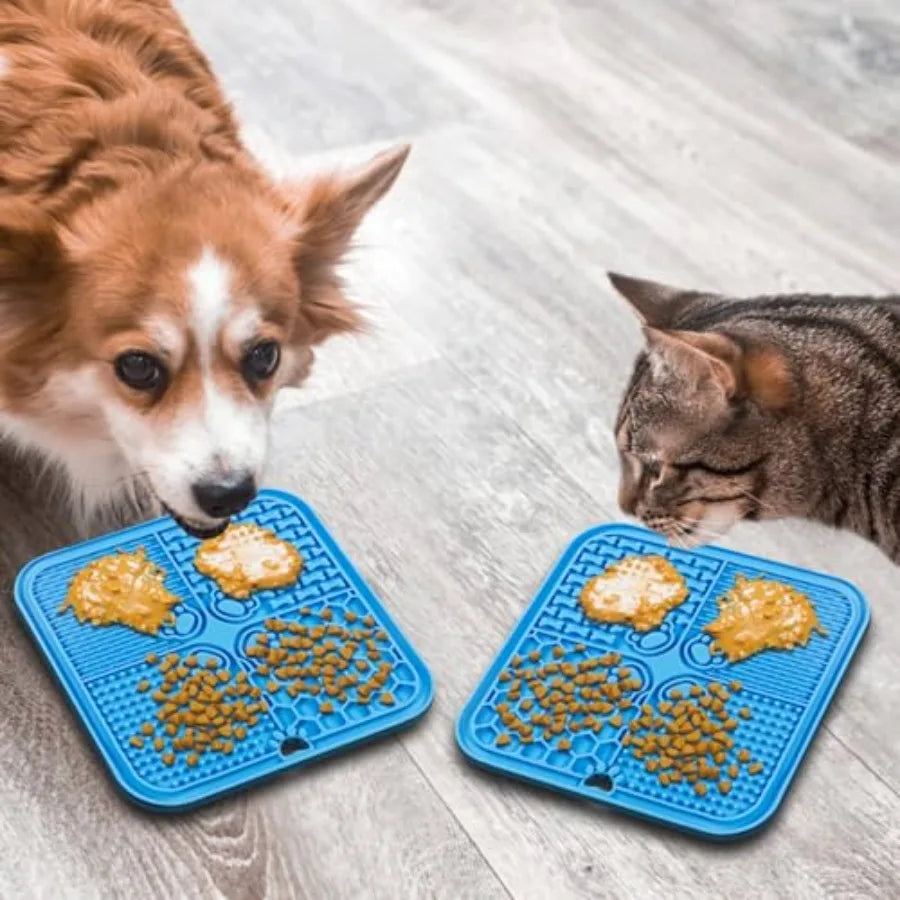 Lick Mat for Dogs, Dog Lick Mat with Suction Cups, Pet Food Mats and Slow Feeder Cat Bowl for Dog Anxiety Relief Pet Enrichment