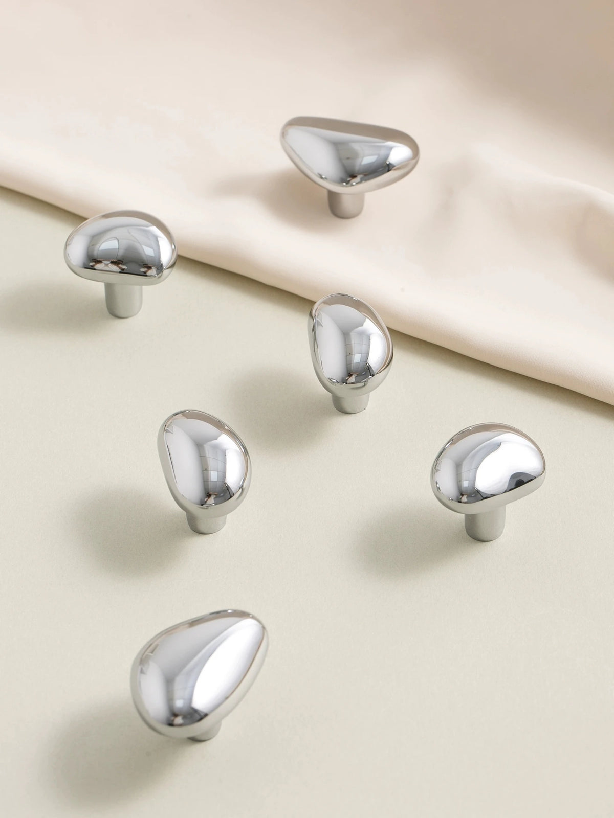 Furniture Silver Shiny Wardrobe Door Pulls Solid Brass Handles Shoe Cabinet Kitchen Drawer Irregular Pebble Small Handles Knobs