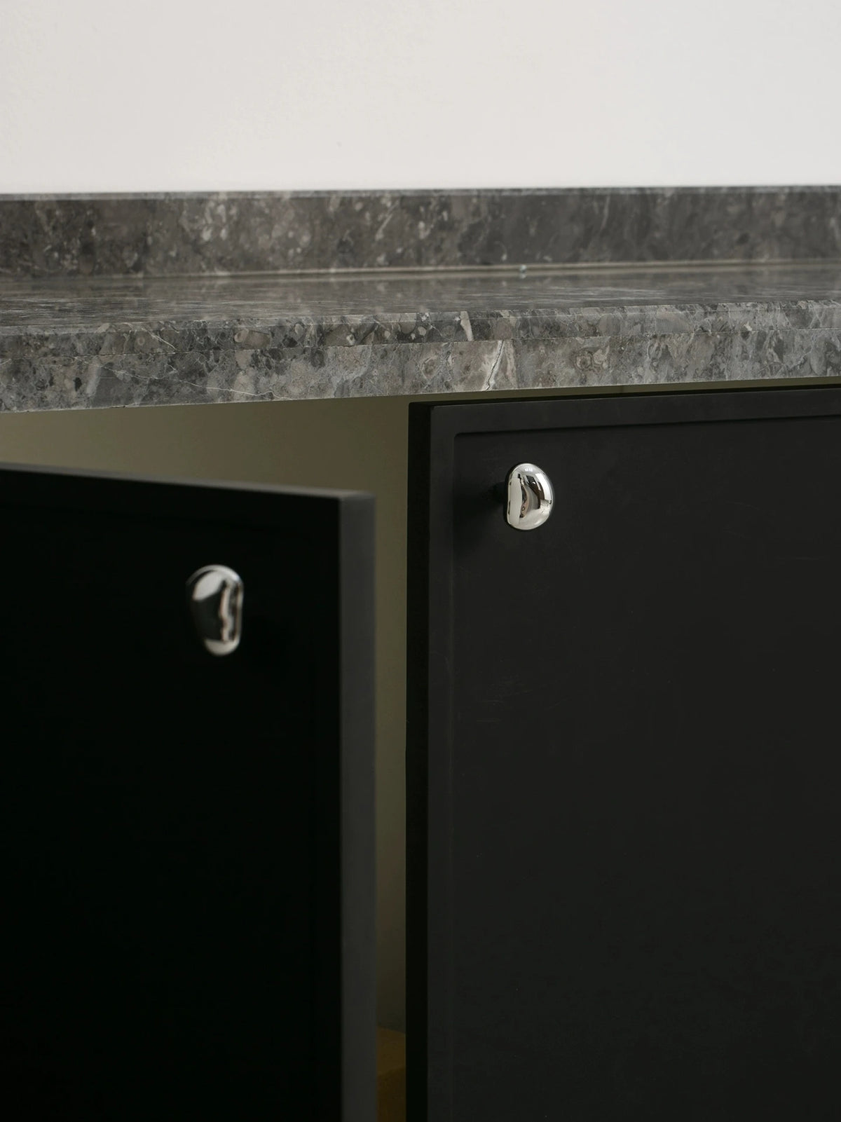 Furniture Silver Shiny Wardrobe Door Pulls Solid Brass Handles Shoe Cabinet Kitchen Drawer Irregular Pebble Small Handles Knobs