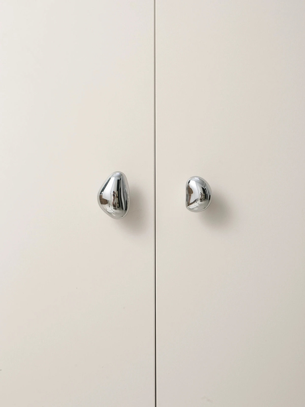 Furniture Silver Shiny Wardrobe Door Pulls Solid Brass Handles Shoe Cabinet Kitchen Drawer Irregular Pebble Small Handles Knobs