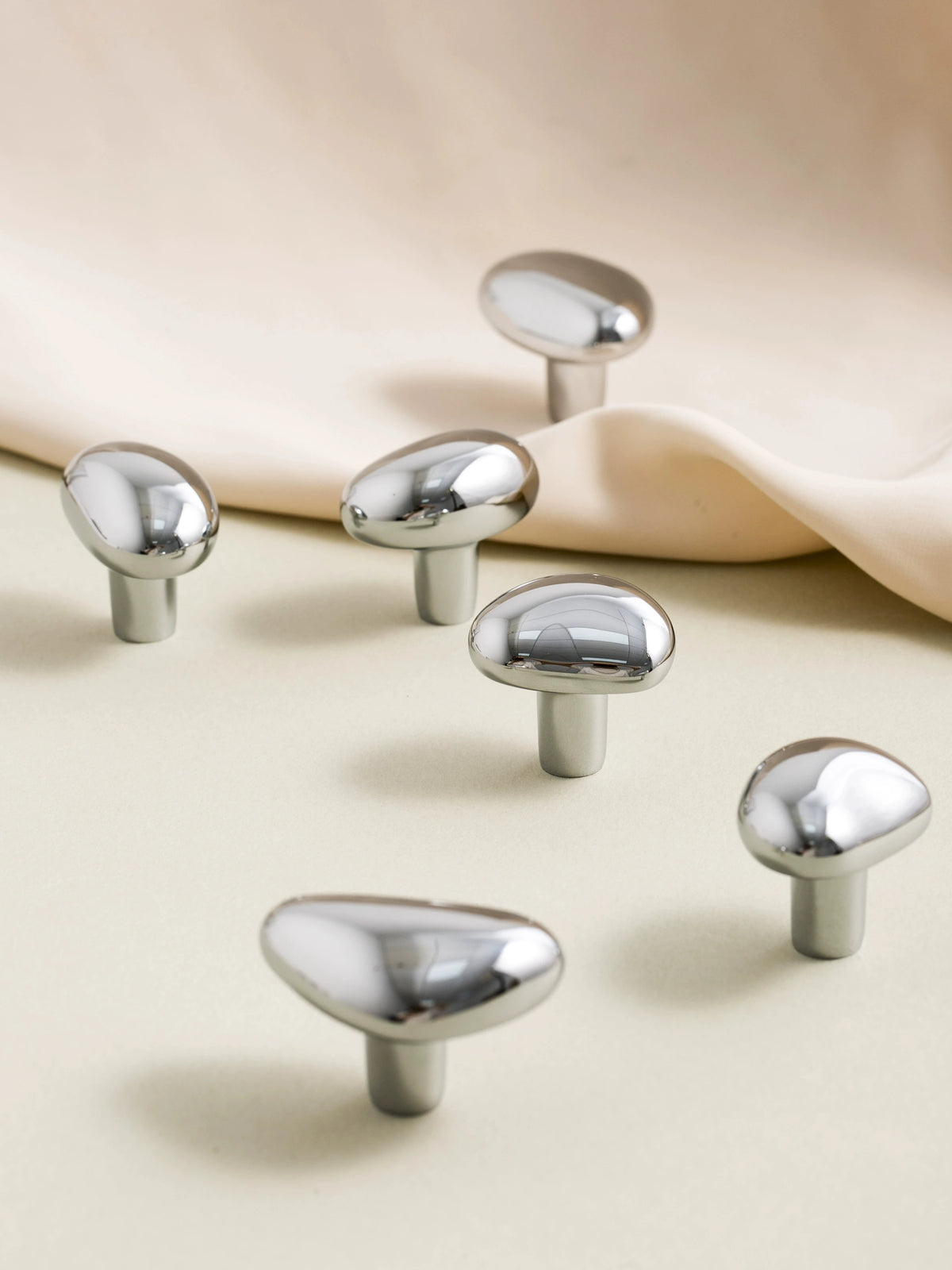 Furniture Silver Shiny Wardrobe Door Pulls Solid Brass Handles Shoe Cabinet Kitchen Drawer Irregular Pebble Small Handles Knobs